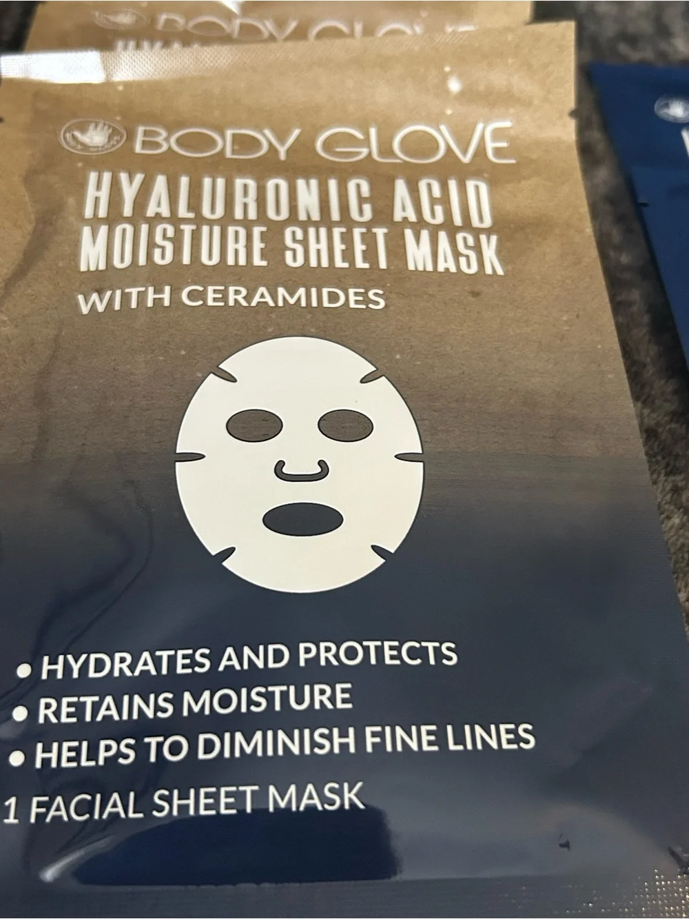 Body Glove Hyaluronic Acid Moisture Sheet & Hydro Gel Masks - Blue/Tan& Lip Mask